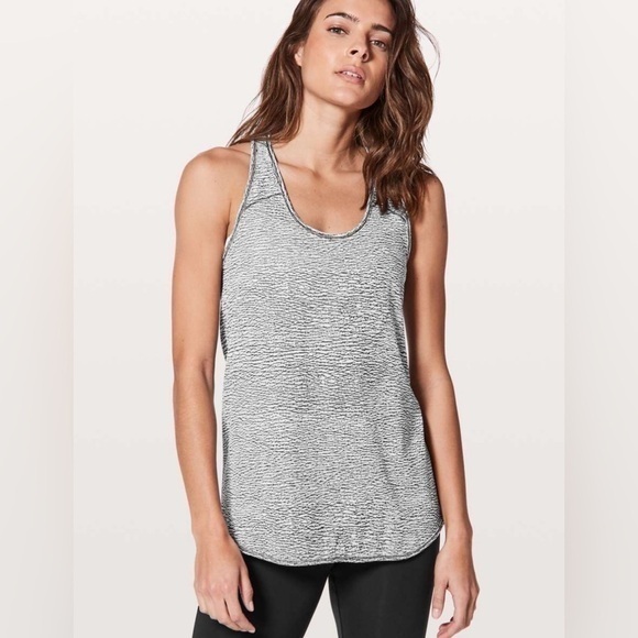 Lululemon Essential Tank
Sheer Luon Pebble Jacquard White Black - Picture 1 of 7
